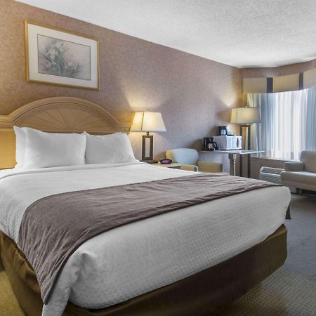 Flamingo Hotel Medicine Hat Exteriér fotografie