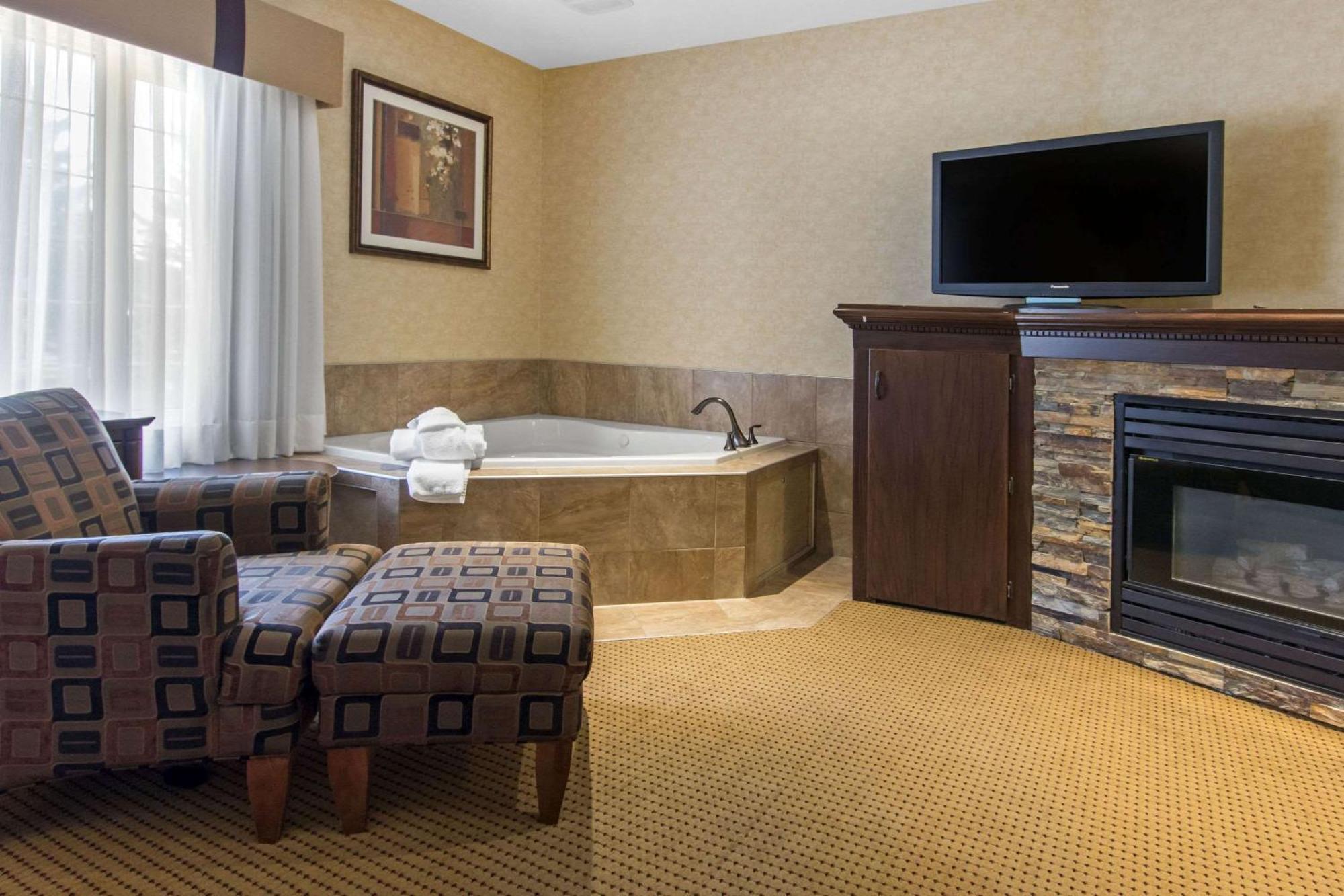 Flamingo Hotel Medicine Hat Exteriér fotografie